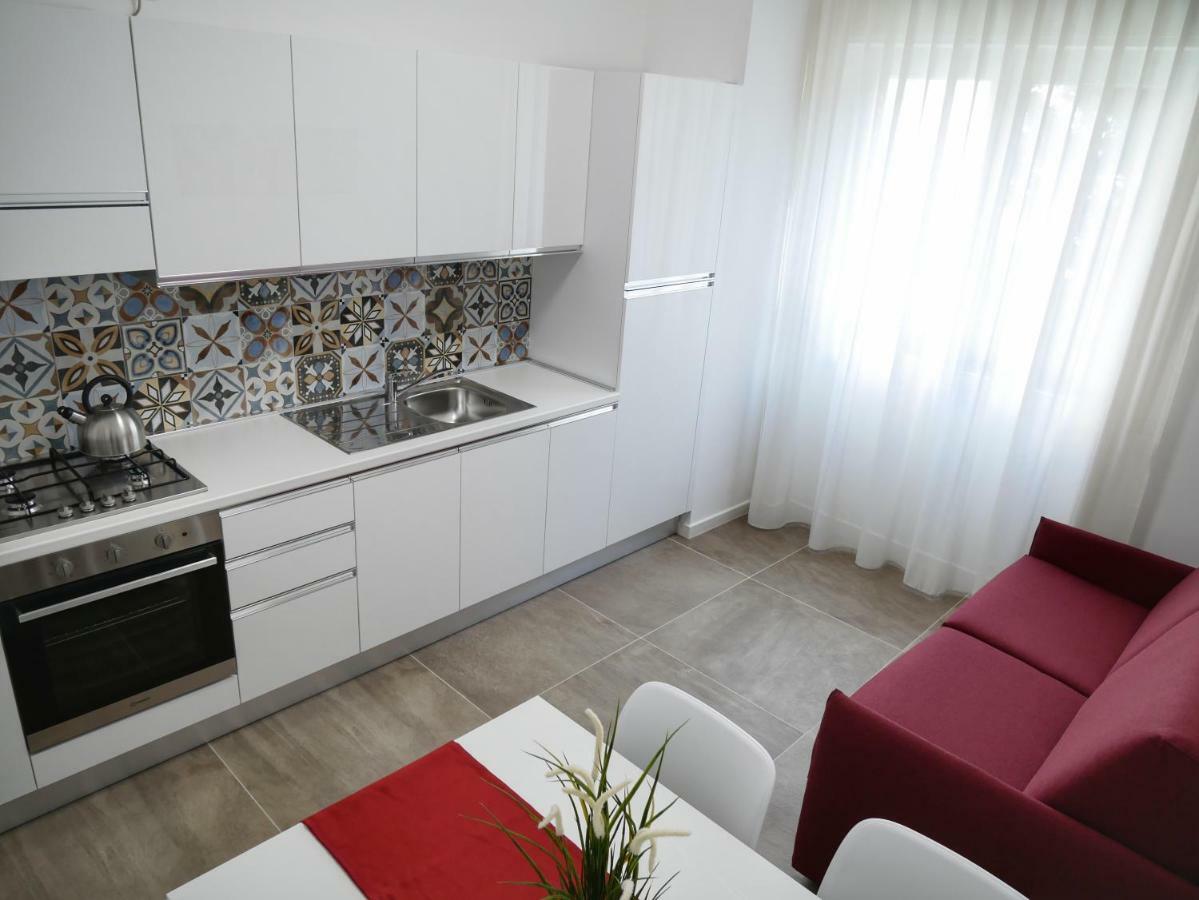 Denza Apartments Castellammare di Stabia Exterior foto